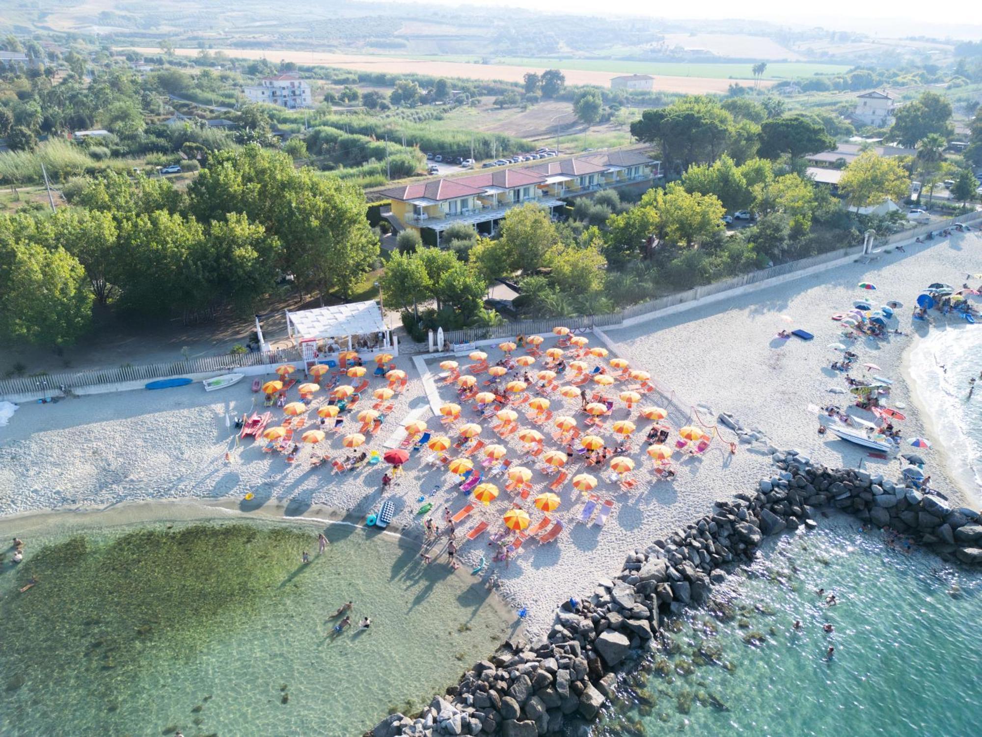 Hotel Baia Di Trainiti 3*